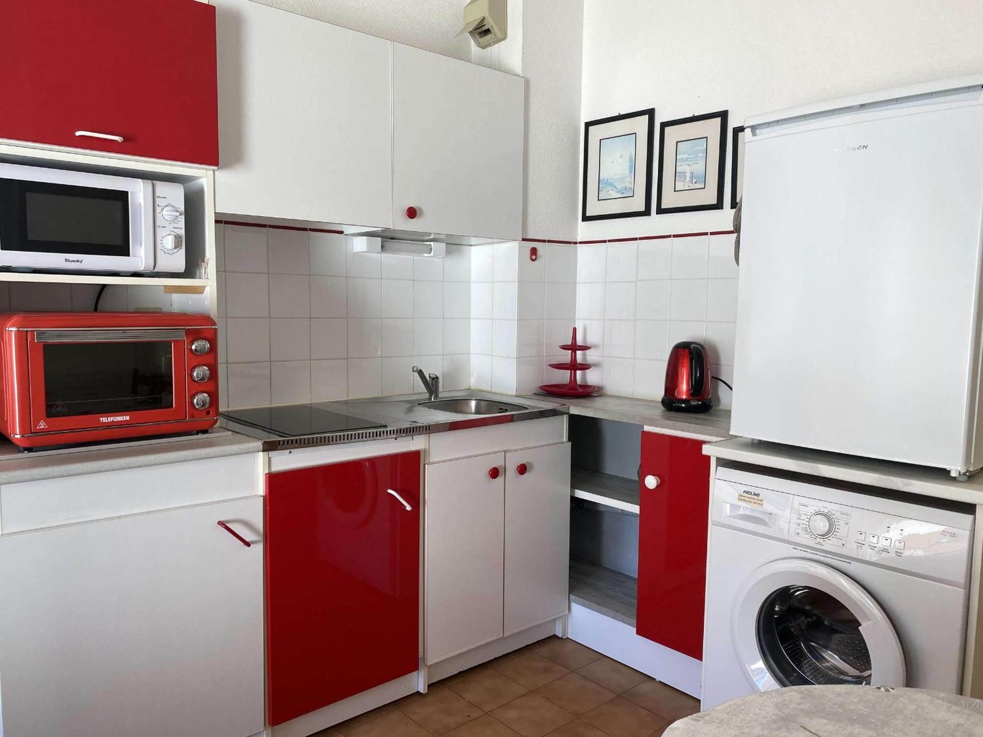 Studio Cosy Avec Terrasse, Parking, Proche Thermes - Balaruc-Les-Bains - Fr-1-553-89 Eksteriør bilde
