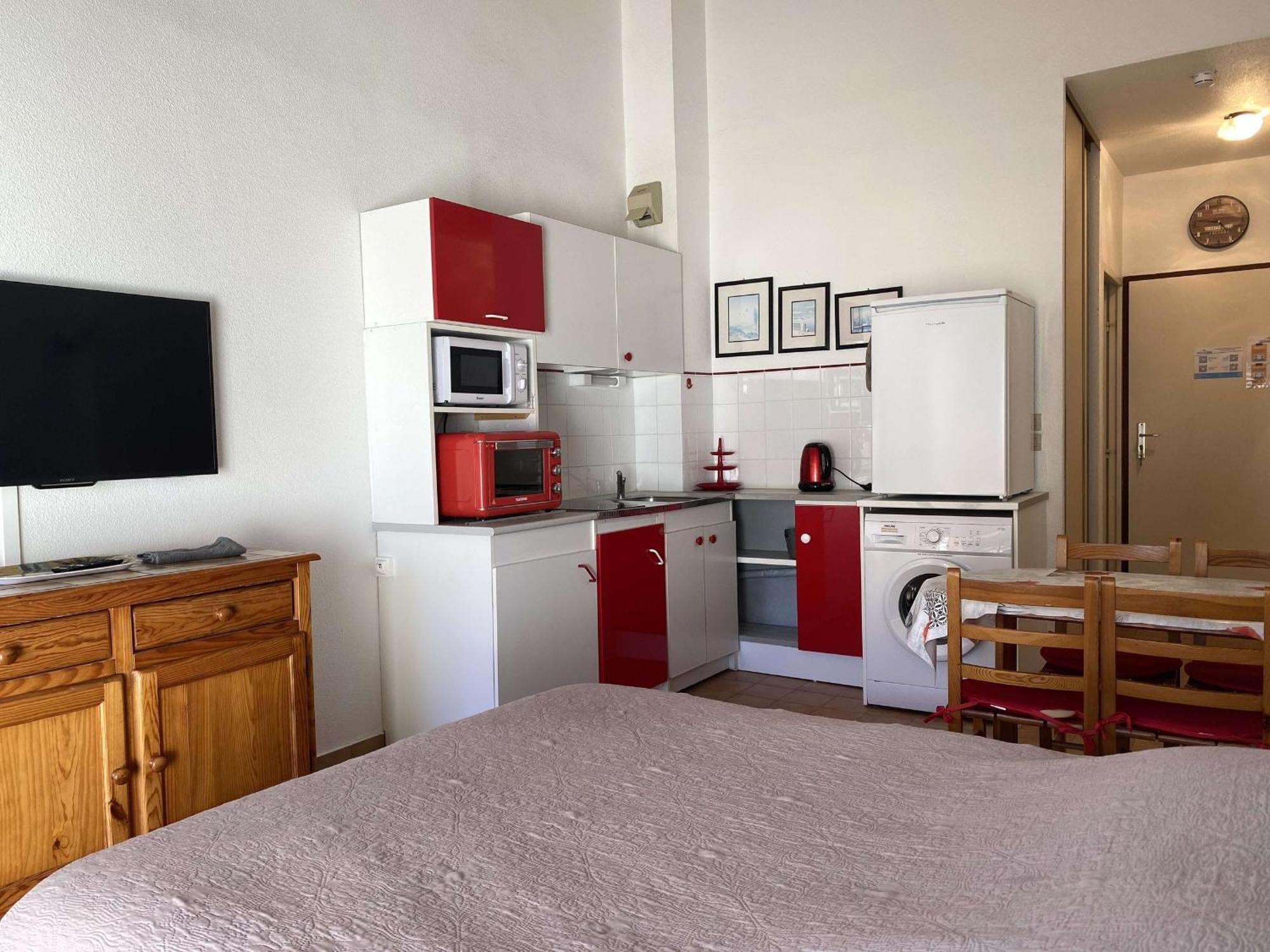 Studio Cosy Avec Terrasse, Parking, Proche Thermes - Balaruc-Les-Bains - Fr-1-553-89 Eksteriør bilde